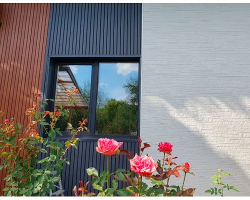 Купить Планкен Угольный 0,72м2 Ю-Пласт виниловый сайдинг